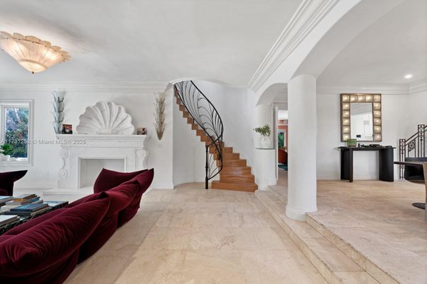 Fireplace, Interior, Living room, Recessed Lighting