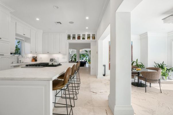 Dining room, Interior, Kitchen, Recessed Lighting
