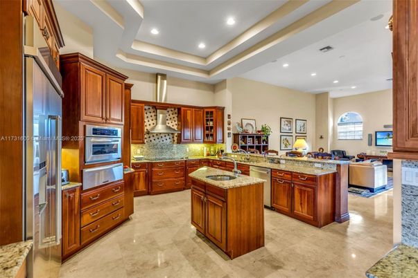 Interior, Kitchen, Living room, Recessed Lighting, Stainless Steel Appliances