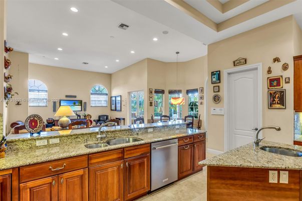 Interior, Kitchen, Pendant Lights, Recessed Lighting
