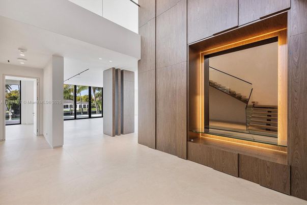 Interior, Recessed Lighting