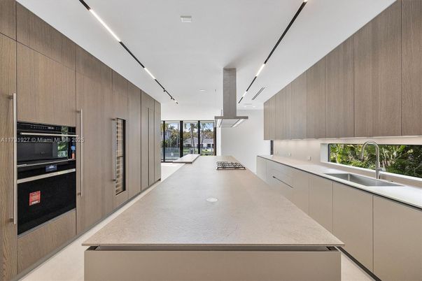 Interior, Kitchen, Pendant Lights, Recessed Lighting