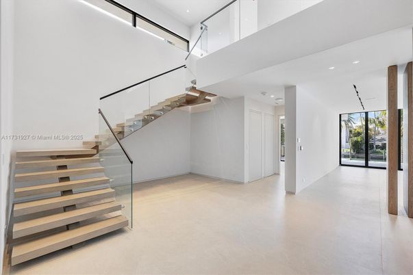 Interior, Recessed Lighting