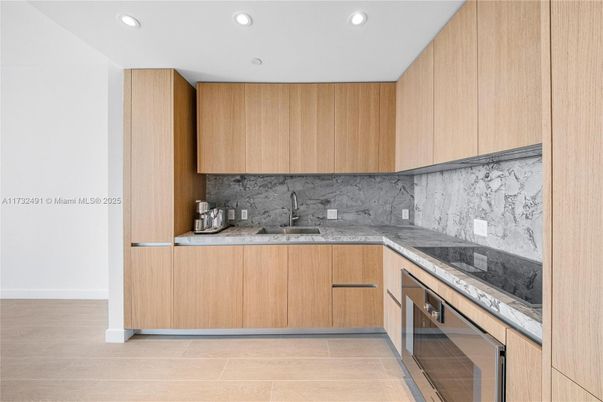 Interior, Kitchen, Marble Walls, Recessed Lighting