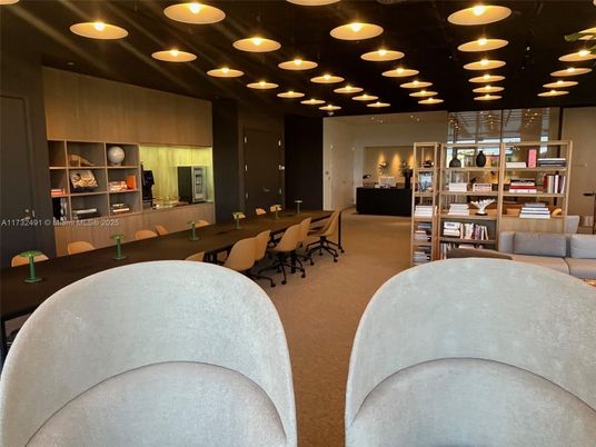 Dining room, Interior, Pendant Lights, Recessed Lighting