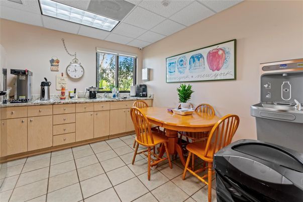 Dining room, Interior
