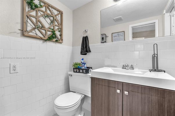 Bathroom, Interior