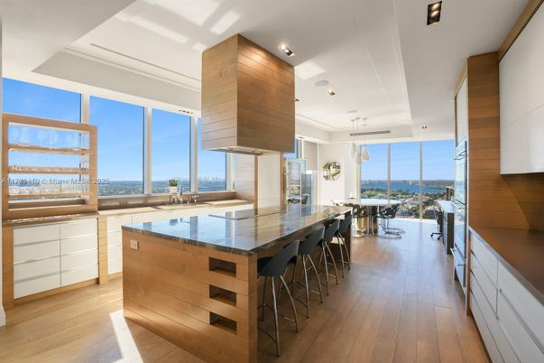 Dining room, Interior, Kitchen, Pendant Lights, Recessed Lighting, Water, Wood Texture Flooring