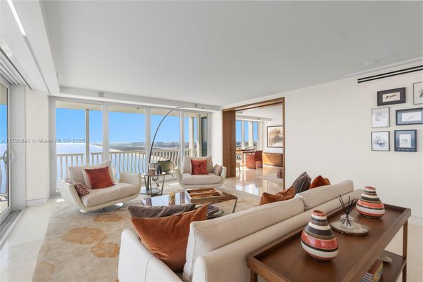 Interior, Living room, Water