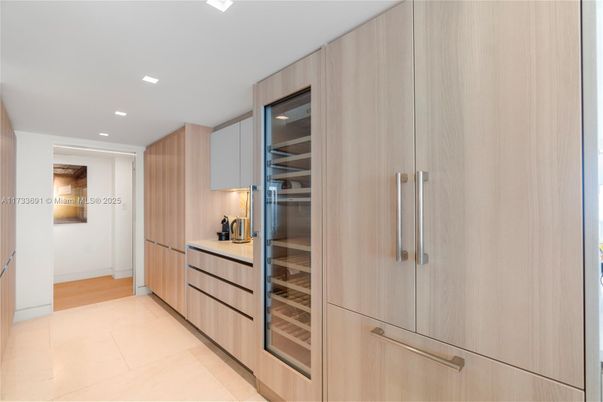 Interior, Recessed Lighting, Walk-in Closets