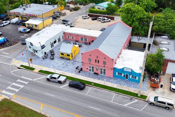 Exterior, Drone