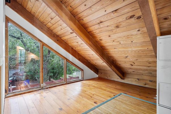 Empty room, Interior, Wooden Beams, Wooden Ceilings, Wood Texture Flooring