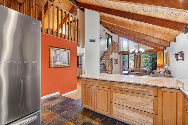 Chandelier, Interior, Kitchen, Stainless Steel Appliances, Wooden Beams, Wooden Ceilings