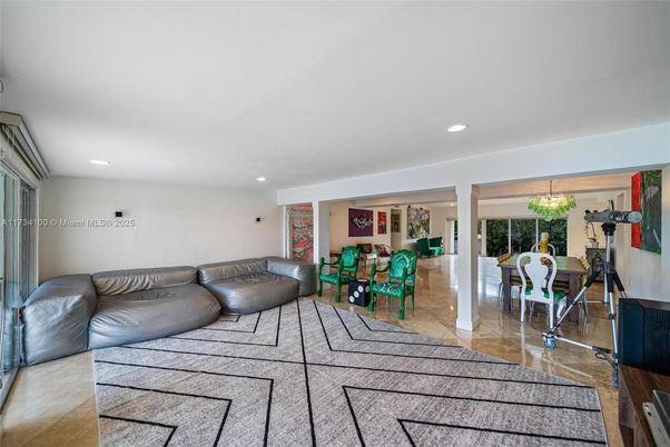 Dining room, Interior, Living room, Recessed Lighting