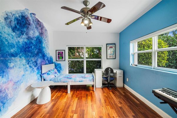 Bedroom, Home Office, Interior, Wood Texture Flooring