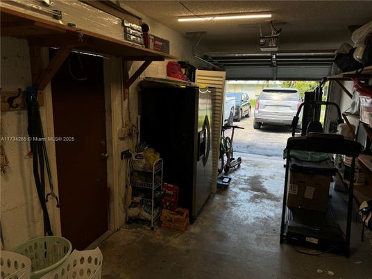 Garage, Interior