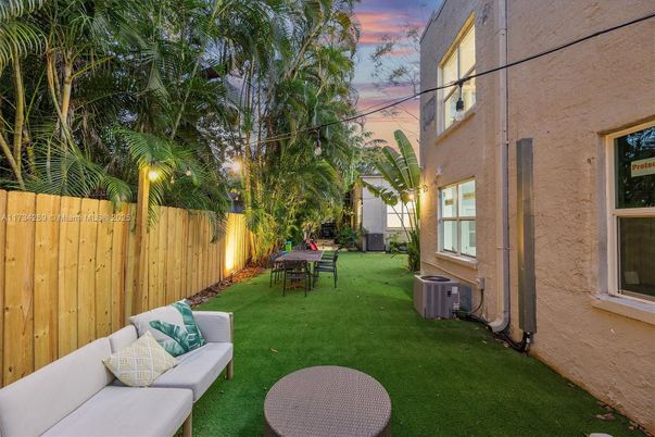 Backyard, Exterior