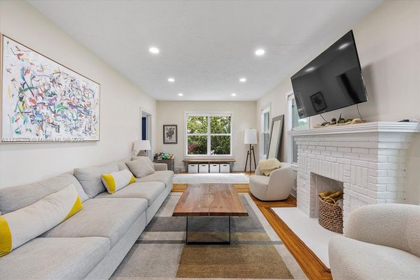 Fireplace, Interior, Living room, Recessed Lighting, Wood Texture Flooring