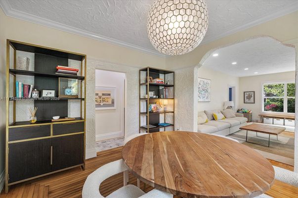 Dining room, Interior, Living room, Recessed Lighting, Wood Texture Flooring