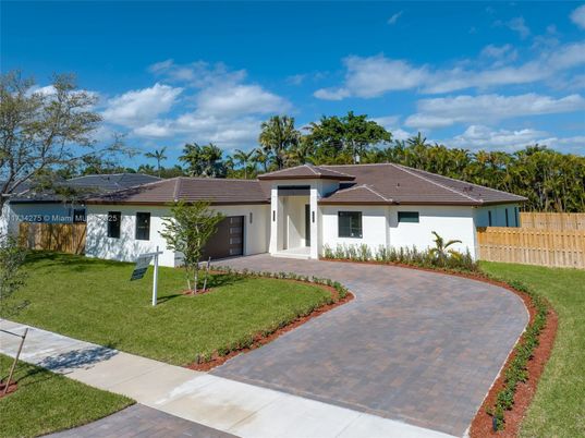 Attached, Backyard, Exterior, Facade, Ranch