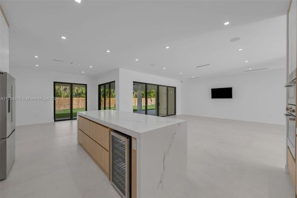 Empty room, Interior, Kitchen, Recessed Lighting
