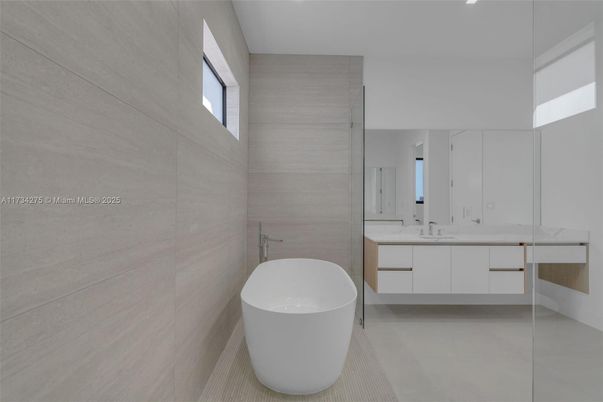 Bathroom, Dual Sink Vanities, Free Standing Baths, Interior