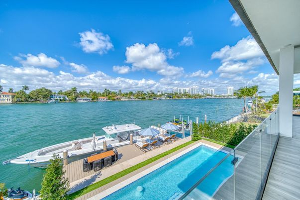 Water, Exterior, Pool, Other