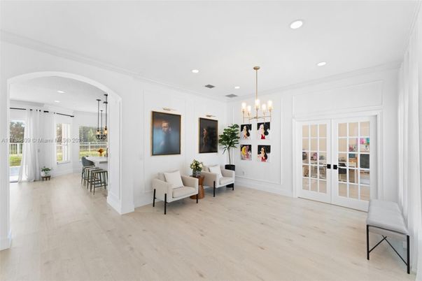 Chandelier, Dining room, Interior, Living room, Pendant Lights, Recessed Lighting, Wood Texture Flooring