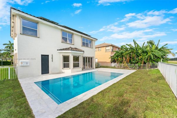 Backyard, Exterior, Pool