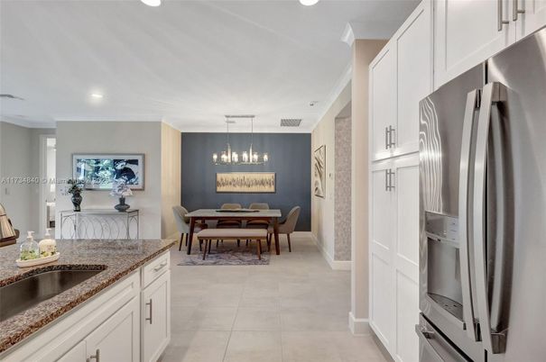 Dining room, Interior, Kitchen, Pendant Lights, Recessed Lighting