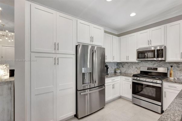Interior, Kitchen, Pendant Lights, Recessed Lighting, Stainless Steel Appliances