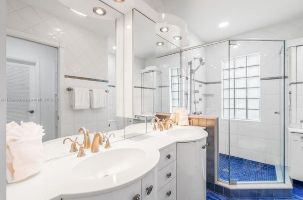 Bathroom, Dual Sink Vanities, Glass Shower, Interior, Recessed Lighting