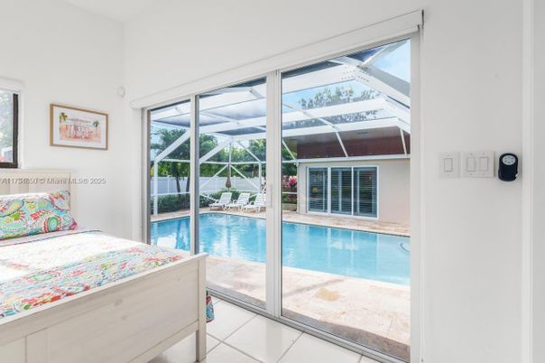 Bedroom, Interior, Pool, Sun Room