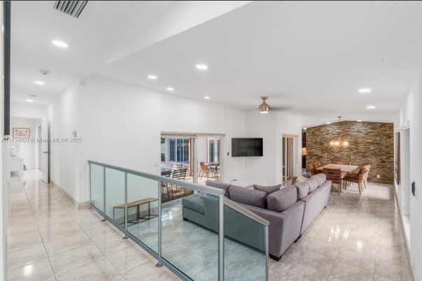 Dining room, Interior, Living room, Pendant Lights, Recessed Lighting, Stone Walls