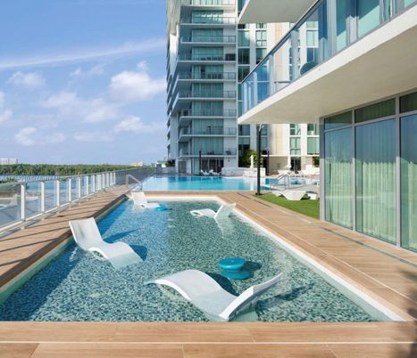 Exterior, Pool, Water