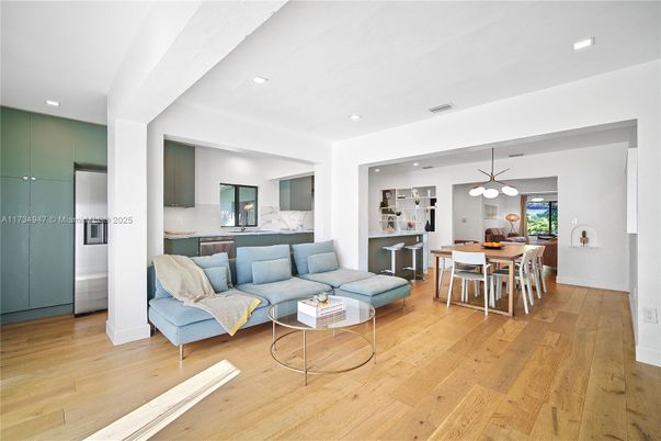 Dining room, Interior, Kitchen, Living room, Pendant Lights, Recessed Lighting, Wood Texture Flooring