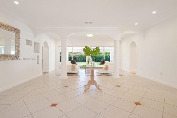 Interior, Recessed Lighting