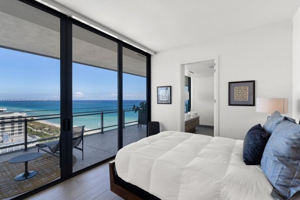 Bedroom, Interior, Water, Wood Texture Flooring