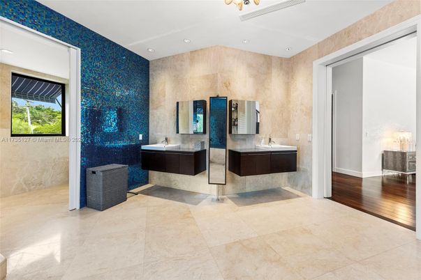 Bathroom, Dual Sink Vanities, Interior, Recessed Lighting, Wood Texture Flooring