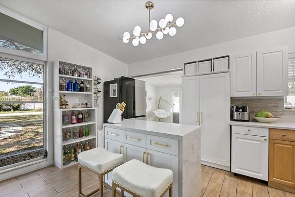 Interior, Kitchen, Pendant Lights, Wood Texture Flooring