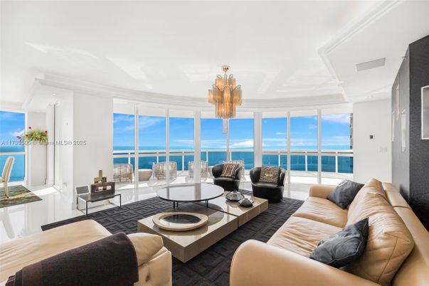 Chandelier, Interior, Living room, Recessed Lighting, Water