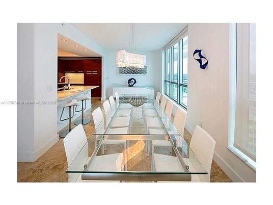 Chandelier, Dining room, Interior, Living room, Pendant Lights, Recessed Lighting