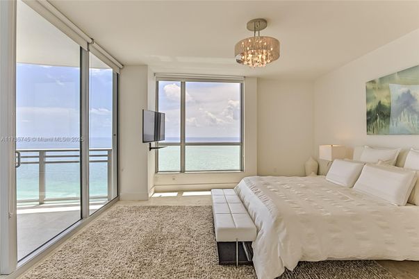Bedroom, Chandelier, Interior, Water