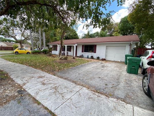 Attached, Backyard, Exterior, Facade, Ranch
