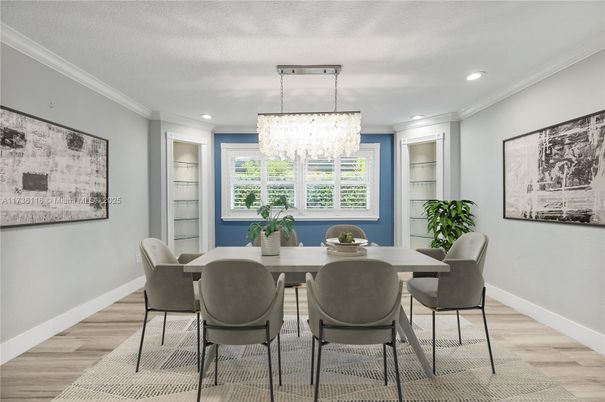 Chandelier, Dining room, Interior, Recessed Lighting, Wood Texture Flooring