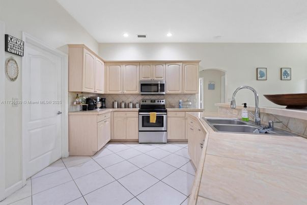Interior, Kitchen, Recessed Lighting