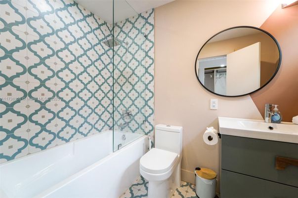 Bathroom, Interior