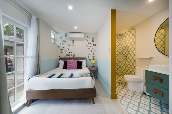 Bathroom, Bedroom, Interior, Recessed Lighting, Wood Texture Flooring