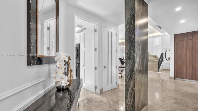 Interior, Piano, Recessed Lighting