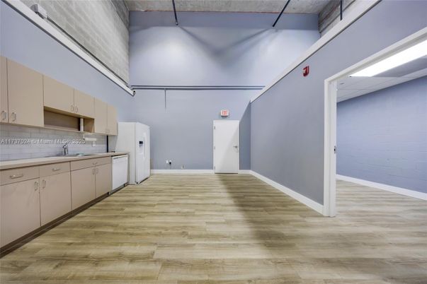 Interior, Kitchen, Wood Texture Flooring
